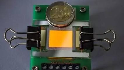 中國突破 全球首款石墨烯電子顯示屏問世，開啟顯示技術新紀元